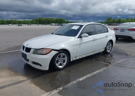 2008 BMW 328Xi из США, поврежденный, VIN WBAVC73558KP36846